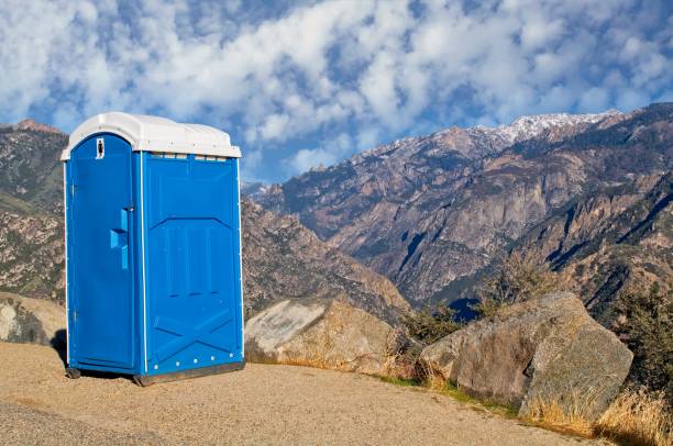 Portable Toilet Options We Offer in Sawyerwood, OH